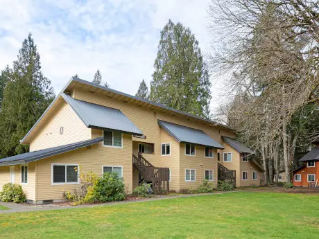 IPA Brokers $43.7 Million Sale of Two Multifamily Communities in Olympia, Washington