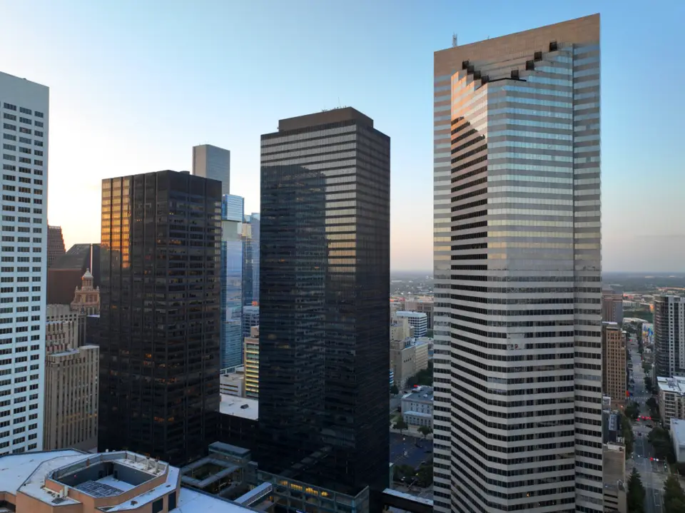 Law Firm Leases 25,123 SF in Downtown Houston's 3 Houston Center